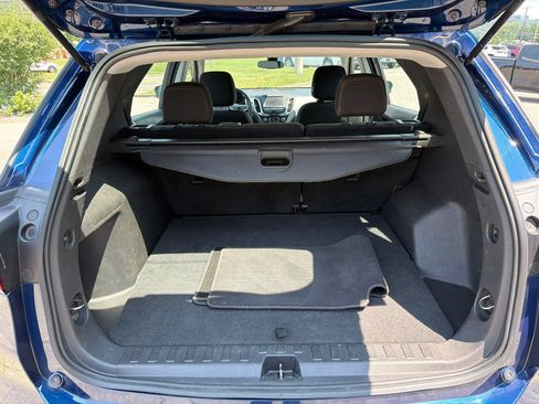 Used 2022 Chevrolet Equinox LS AWD/4WD image 10