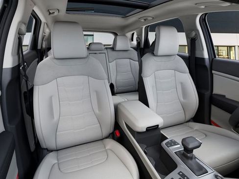 New 2026 Kia Sportage SX FWD image 15