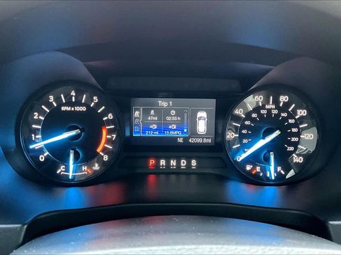 Used 2016 Ford Explorer FWD image 25