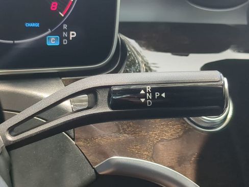 Used 2024 Mercedes-Benz C 300 4MATIC Sedan image 32
