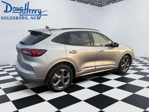 Used 2024 Ford Escape ST-Line FWD image 5