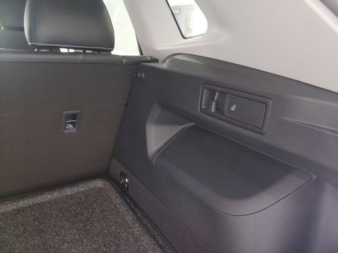New 2026 Volkswagen Tiguan SE AWD/4WD image 25
