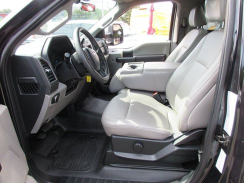 Used 2021 Ford F550 4x4 Regular Cab Super Duty w/ Power Equipment Group image 10
