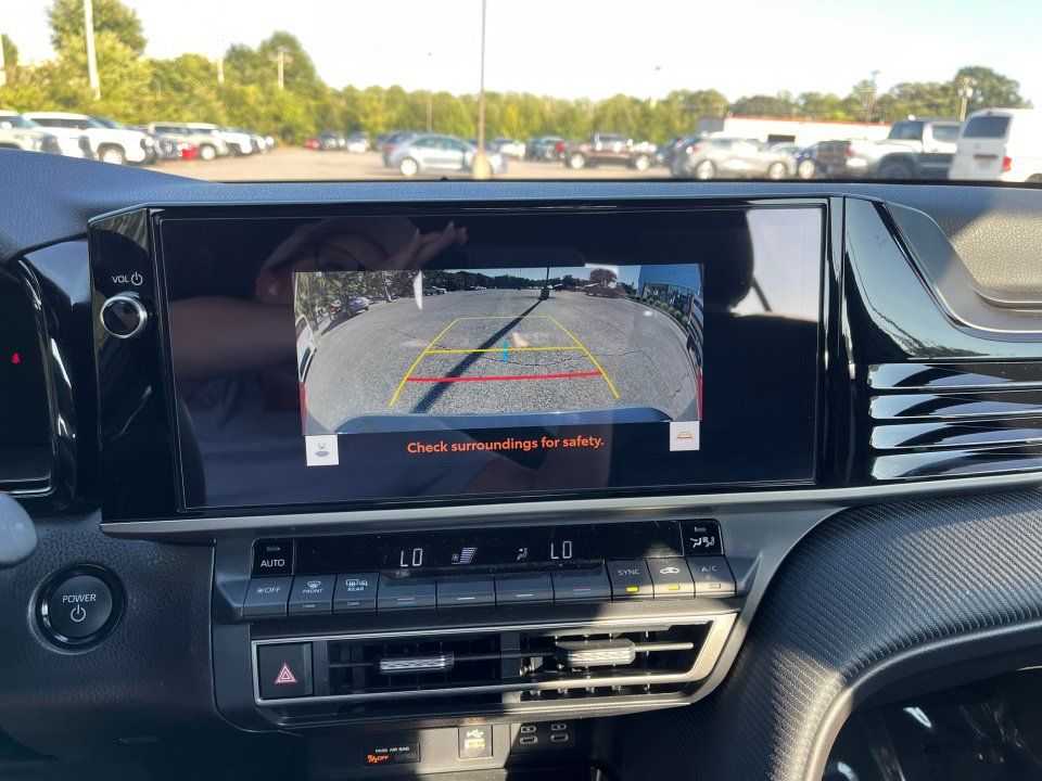 Used 2026 Toyota Camry SE w/ Multimedia Upgrade Package FWD image 18