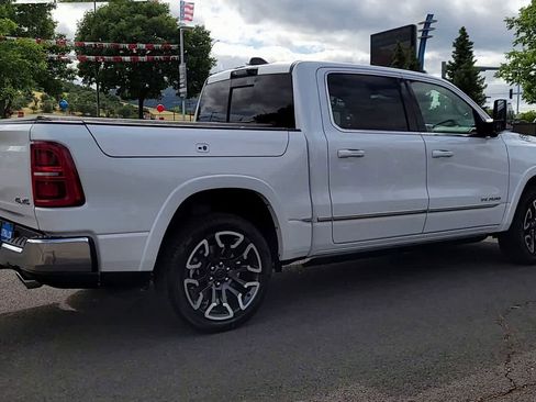 Used 2025 RAM 1500 Limited image 8
