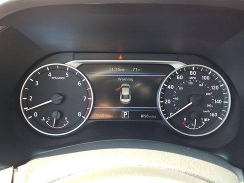 Used 2025 Nissan Sentra SV FWD image 6