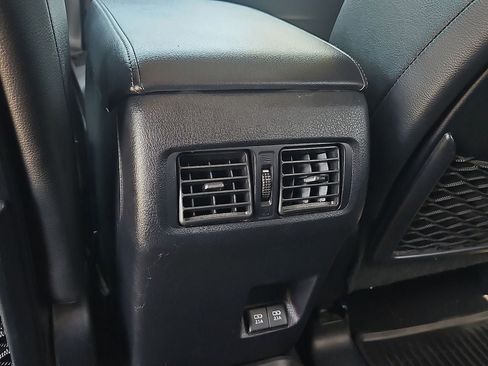 Used 2022 Toyota 4Runner Limited AWD/4WD image 19
