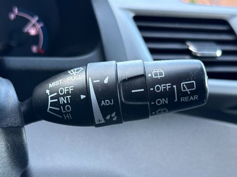 Used 2012 Honda Odyssey Touring image 29