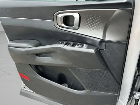 Used 2025 Kia Sorento EX w/ EX Panoramic Sunroof Package FWD image 26
