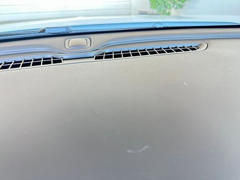 Used 2025 Buick Encore GX Preferred image 18