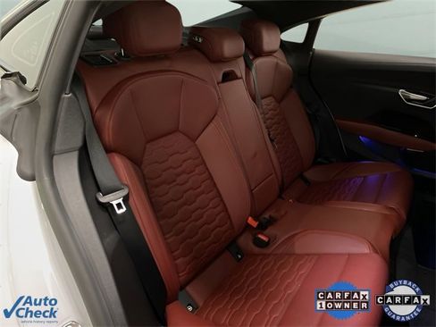 Used 2024 Audi e-tron GT Prestige w/ Prestige Package image 41