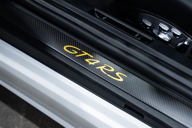 Used 2023 Porsche 718 Cayman GT4 RS RWD image 26