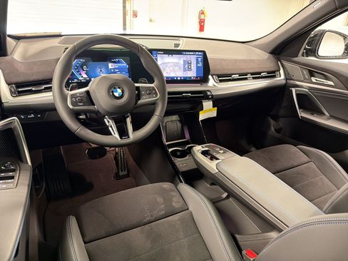 New 2026 BMW X2 xDrive28i w/ Technology Package AWD/4WD image 27