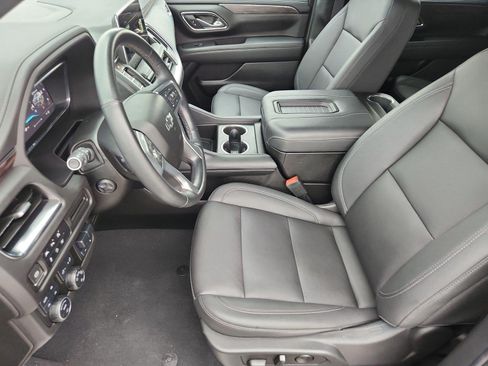 Used 2023 Chevrolet Tahoe Z71 w/ Off-Road Capability Package AWD/4WD image 15