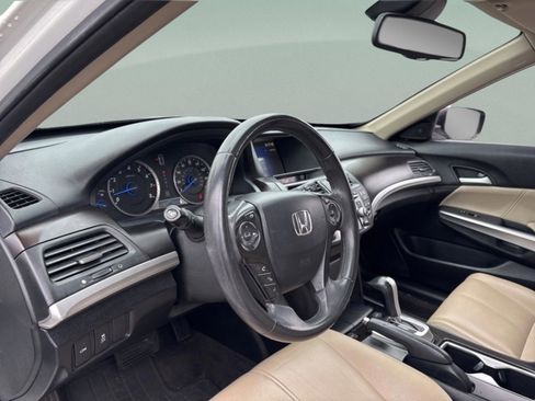 Used 2015 Honda Crosstour EX-L image 23