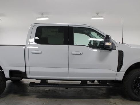 New 2026 Ford F250 Lariat w/ Black Appearance Package image 10