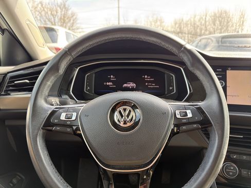 Used 2019 Volkswagen Jetta SEL Premium FWD image 12