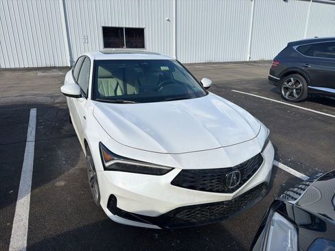 Used 2023 Acura Integra A-Spec image 8