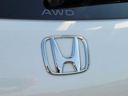Certified 2024 Honda HR-V EX-L image 28