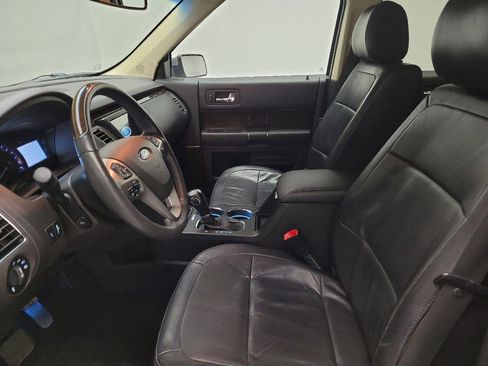Used 2019 Ford Flex Limited AWD/4WD image 17
