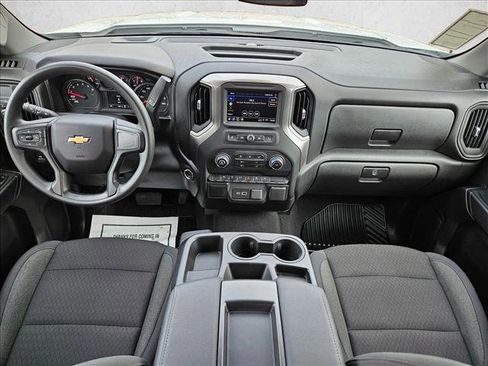 New 2026 Chevrolet Silverado 1500 Custom RWD image 15