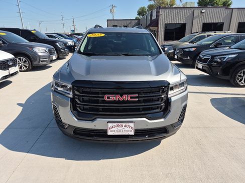 Used 2023 GMC Acadia SLE w/ Driver Convenience Package AWD/4WD image 3