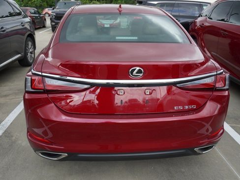Used 2025 Lexus ES 350 w/ Premium Package FWD image 6
