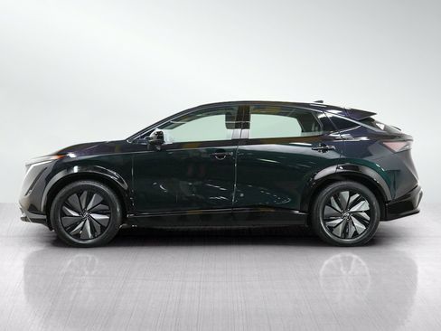 Used 2024 Nissan Ariya AWD image 2
