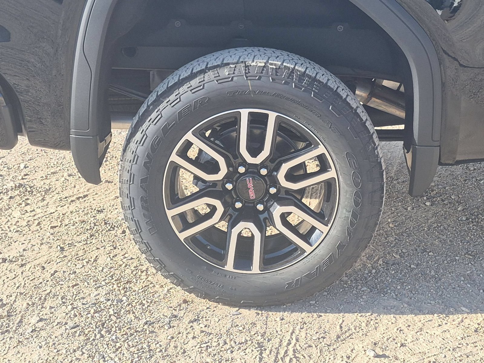 New 2026 GMC Sierra 1500 AT4 w/ AT4 Premium Package AWD/4WD image 34