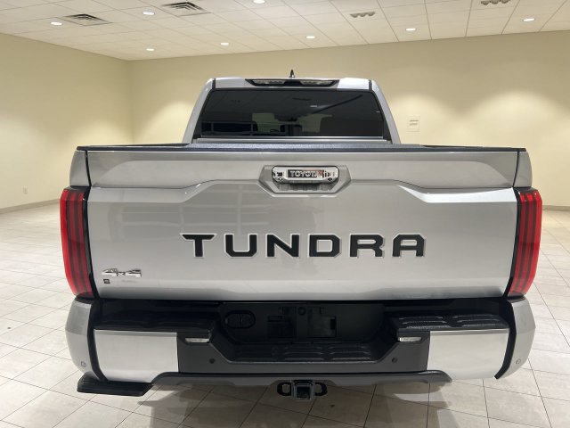 Used 2024 Toyota Tundra Limited w/ Power Package AWD/4WD image 4