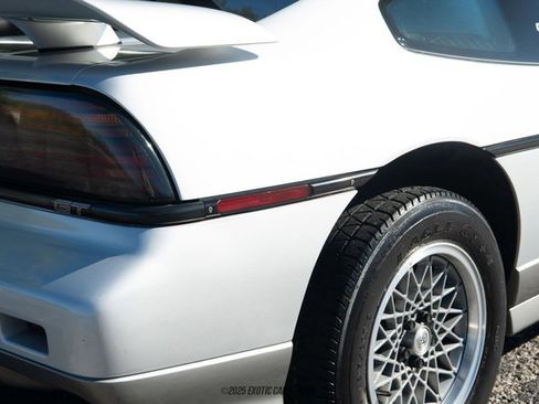 Used 1986 Pontiac Fiero GT image 93