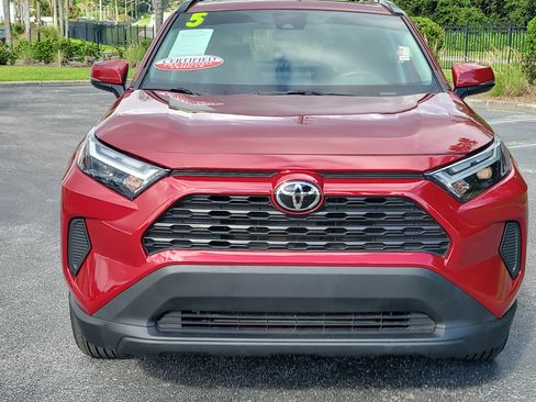 Used 2025 Toyota RAV4 XLE w/ Convenience Package FWD image 2