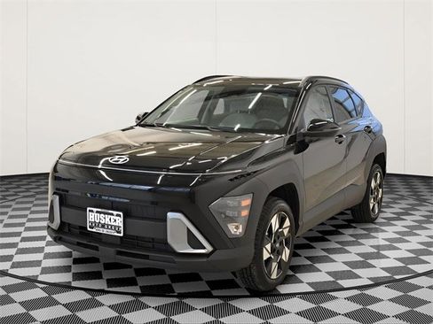 Used 2025 Hyundai Kona SEL image 6