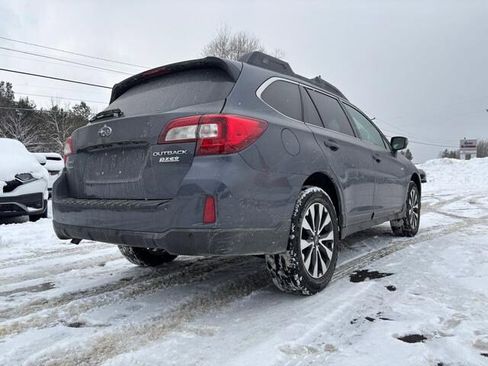 Used 2017 Subaru Outback 2.5i Limited image 7