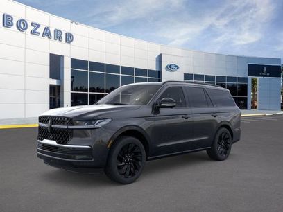 New 2025 Lincoln Navigator Reserve w/ Jet Appearance Package