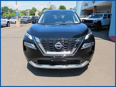 Used 2023 Nissan Rogue Platinum w/ Platinum Premium Package AWD/4WD image 3
