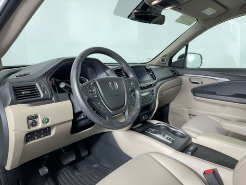 Certified 2023 Honda Ridgeline RTL-E image 3