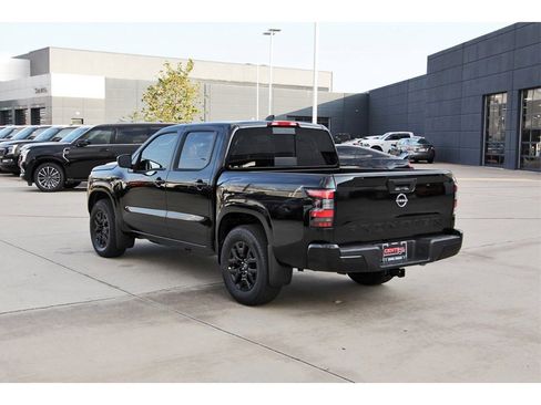 New 2026 Nissan Frontier SV w/ SV Convenience Package image 3