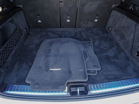 Used 2020 Mercedes-Benz GLE 350 4MATIC image 10