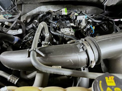 Certified 2019 Ford F150 XLT w/ Equipment Group 302A Luxury image 9