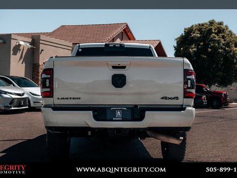 Used 2024 RAM 3500 Limited w/ Night Edition AWD/4WD image 6