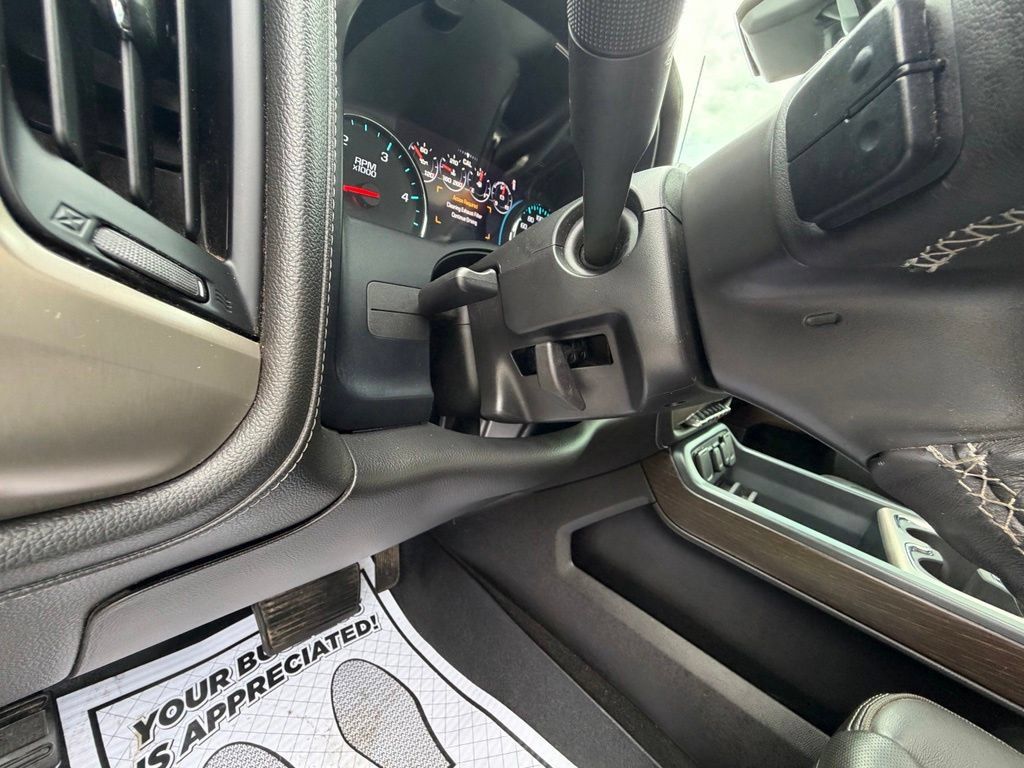Used 2017 GMC Sierra 2500 Denali AWD/4WD image 25