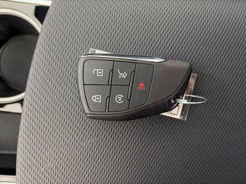 New 2026 Chevrolet Equinox LT image 22