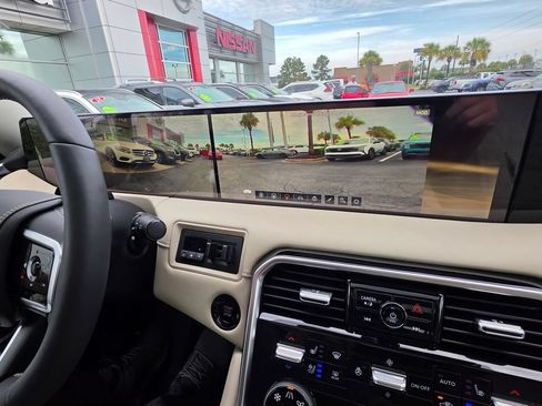 Certified 2026 Nissan Armada Platinum Reserve AWD/4WD image 34