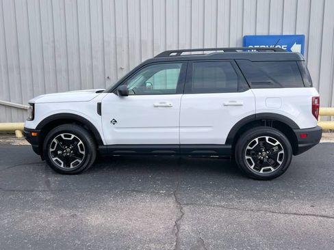 Used 2024 Ford Bronco Sport Outer Banks AWD/4WD image 6