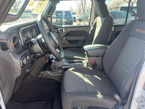 New 2026 Jeep Gladiator Mojave image 12