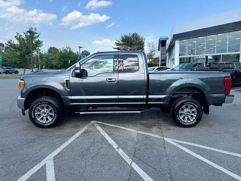 Used 2019 Ford F350 XLT w/ XLT Premium Package AWD/4WD image 2