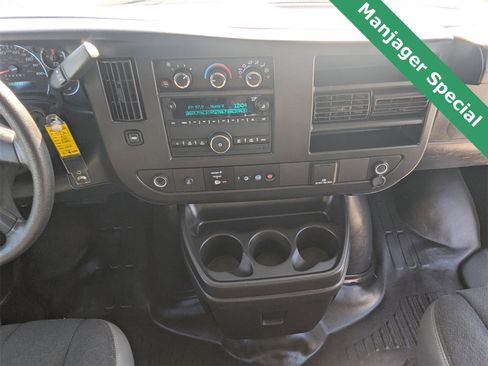 Used 2023 GMC Savana 2500 w/ Driver Convenience Package image 16