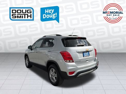Used 2022 Chevrolet Trax LT w/ Driver Confidence Package AWD/4WD image 26