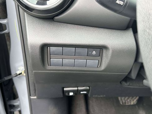 Used 2023 Nissan Kicks SR w/ SR Premium Package image 16